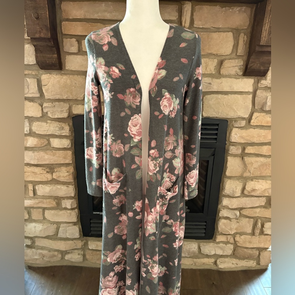 LULAROE SARAH-Small Gray & Pink Floral Cardigan